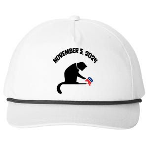 Cat Ladies For Kamala Harris Funny Cat With Pearls Snapback Five-Panel Rope Hat