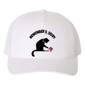 Cat Ladies For Kamala Harris Funny Cat With Pearls Yupoong Adult 5-Panel Trucker Hat