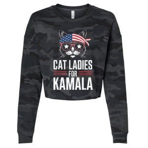 Cat Ladies For Kamala Funny Cat 2024 President Kamalaharris Cropped Pullover Crew