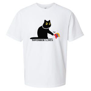 Cat Ladies For Kamala Harris 2024  Funny Cat With Pearls Sueded Cloud Jersey T-Shirt