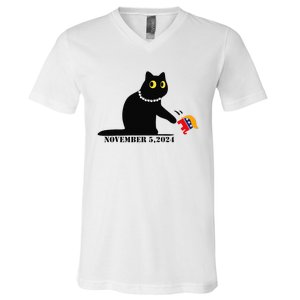 Cat Ladies For Kamala Harris 2024  Funny Cat With Pearls V-Neck T-Shirt