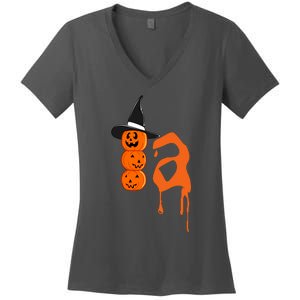 Comma La Funny Kamala Harris Halloween Pumpkin Women's V-Neck T-Shirt