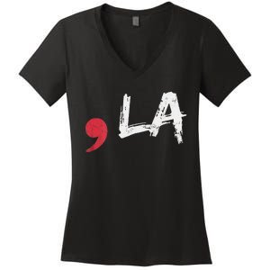 Comma La Funny Kamala Harris 2024 President Gift Women's V-Neck T-Shirt