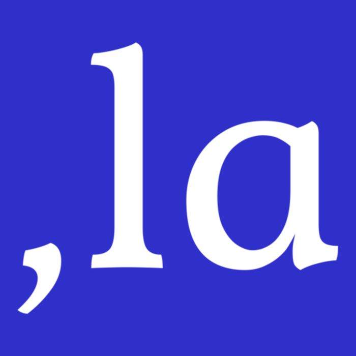 Comma La Funny Gift Button