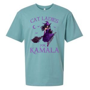 Cat Ladies For Kamala Harris 2024 Witches Harris Halloween Sueded Cloud Jersey T-Shirt