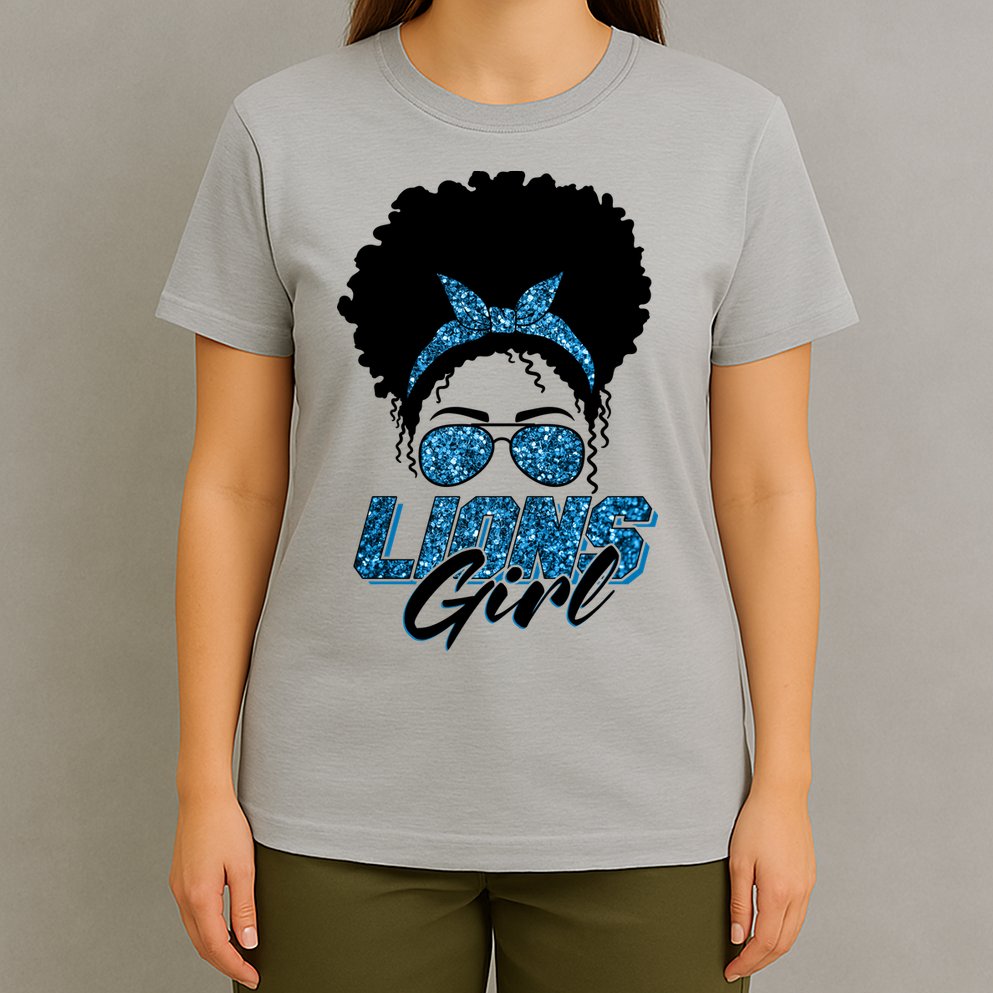 Cute Lions Girl Bandana Afro Hair Football Fan T-Shirt
