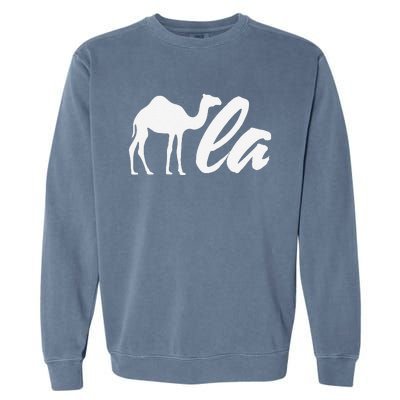 Camel La Kamala Harris For President 2024 Election Funny Garment-Dyed Sweatshirt