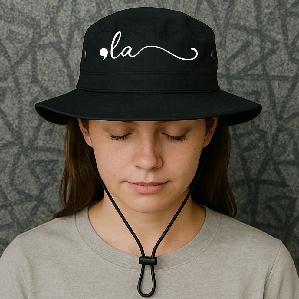 Comma La Kamala Harris Bucket Hat
