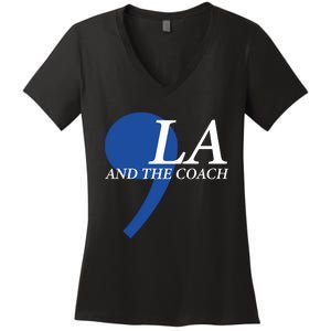 Comma La Kamala Harris Tim Walz Coach 2024 La Comma Women's V-Neck T-Shirt