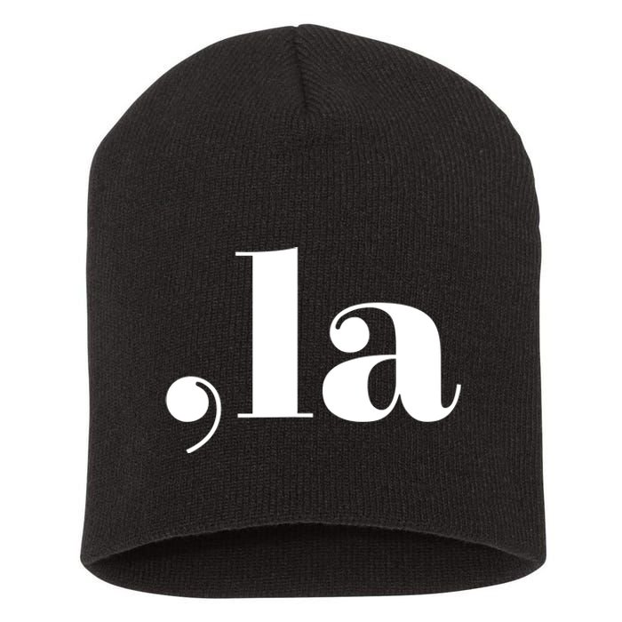 Comma La Kamala Short Acrylic Beanie