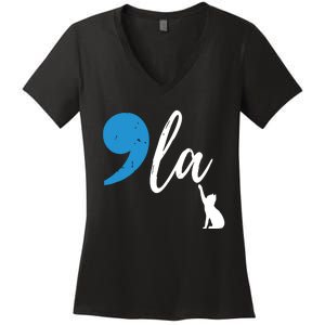 Comma La Kamala Harris Vote For Childless Cat Ladies Women's V-Neck T-Shirt