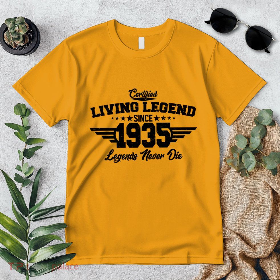 Certified Living Legend Since 1935 Legends Never Die 90th Birthday Premium T-Shirt