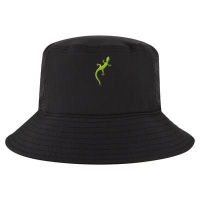 Cute Lizard Reptile With Tracks Climbing Gecko Cool Comfort Performance Bucket Hat