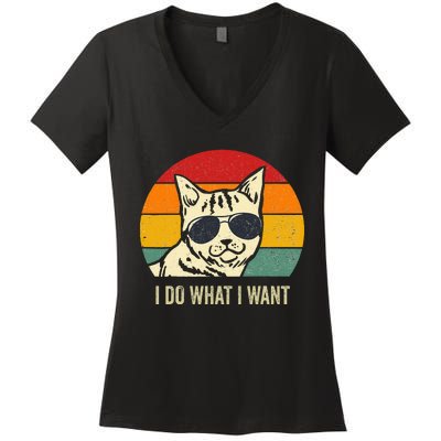 Cat Lovers Retro Vintage I Do What I Want Funny Cat Women's V-Neck T-Shirt