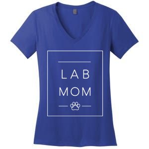 Cute Labrador Retriever Dog Mom Crewneck Lab Retriever Mom Meaningful Gift Women's V-Neck T-Shirt