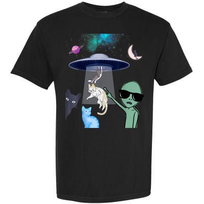 Cat Lovers UFO Space Abduction Of Cats By Aliens Design Garment-Dyed Heavyweight T-Shirt