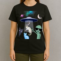 Cat Lovers UFO Space Abduction Of Cats By Aliens Design T-Shirt