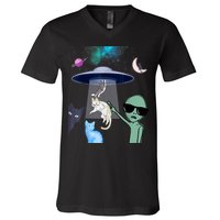 Cat Lovers UFO Space Abduction Of Cats By Aliens Design V-Neck T-Shirt