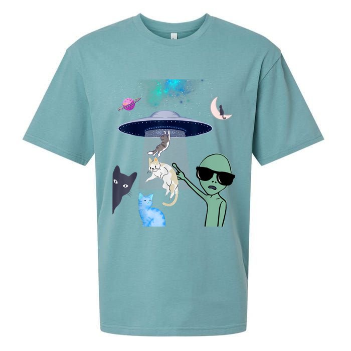 Cat Lovers UFO Space Abduction Of Cats By Aliens Design Sueded Cloud Jersey T-Shirt