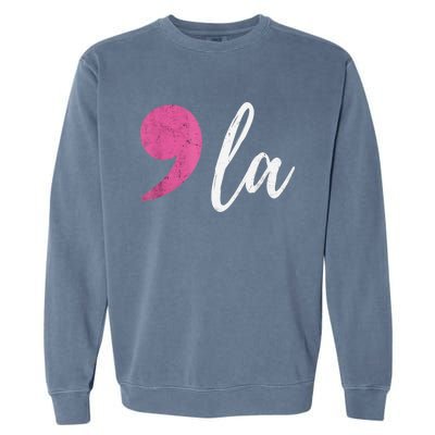 Comma +  La Vote Kamala Harris For President 2024 Election Garment-Dyed Sweatshirt