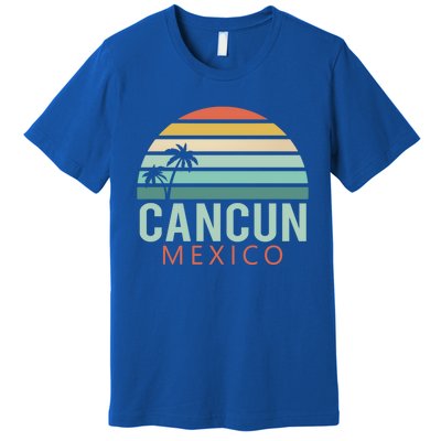 Cancun Mexico 2020 Retro Sun And Palm Group Gift Premium T-Shirt