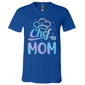 Chef Mom Culinary Mom Restaurant Family Cooking Culinary Mom Cool Gift V-Neck T-Shirt