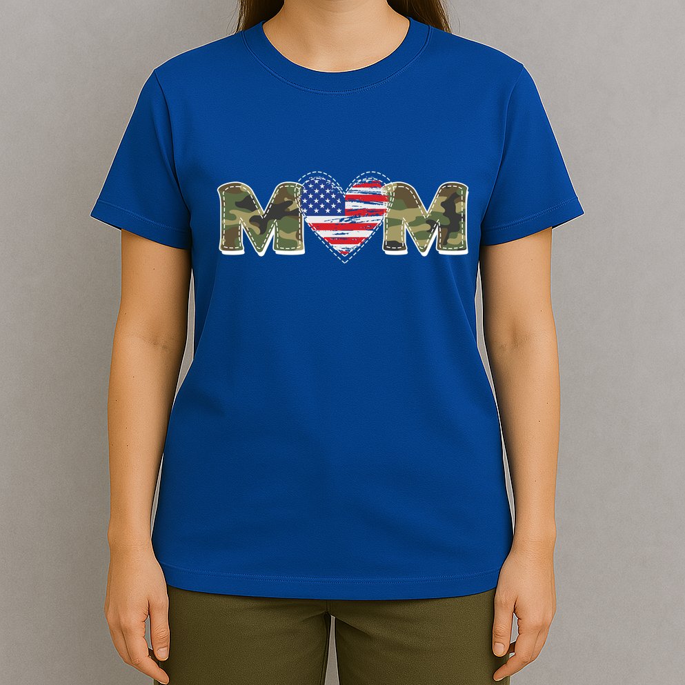 Cute Military Camouflage Mom American USA Flag Heart T-Shirt