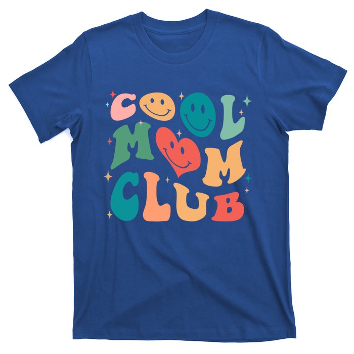 Cool Mom Club Groovy Retro Smile Cool Mom Club Aunties Gift T-Shirt