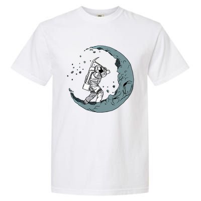 Crescent Moon Digger Astronaut Graphic Gift Garment-Dyed Heavyweight T-Shirt