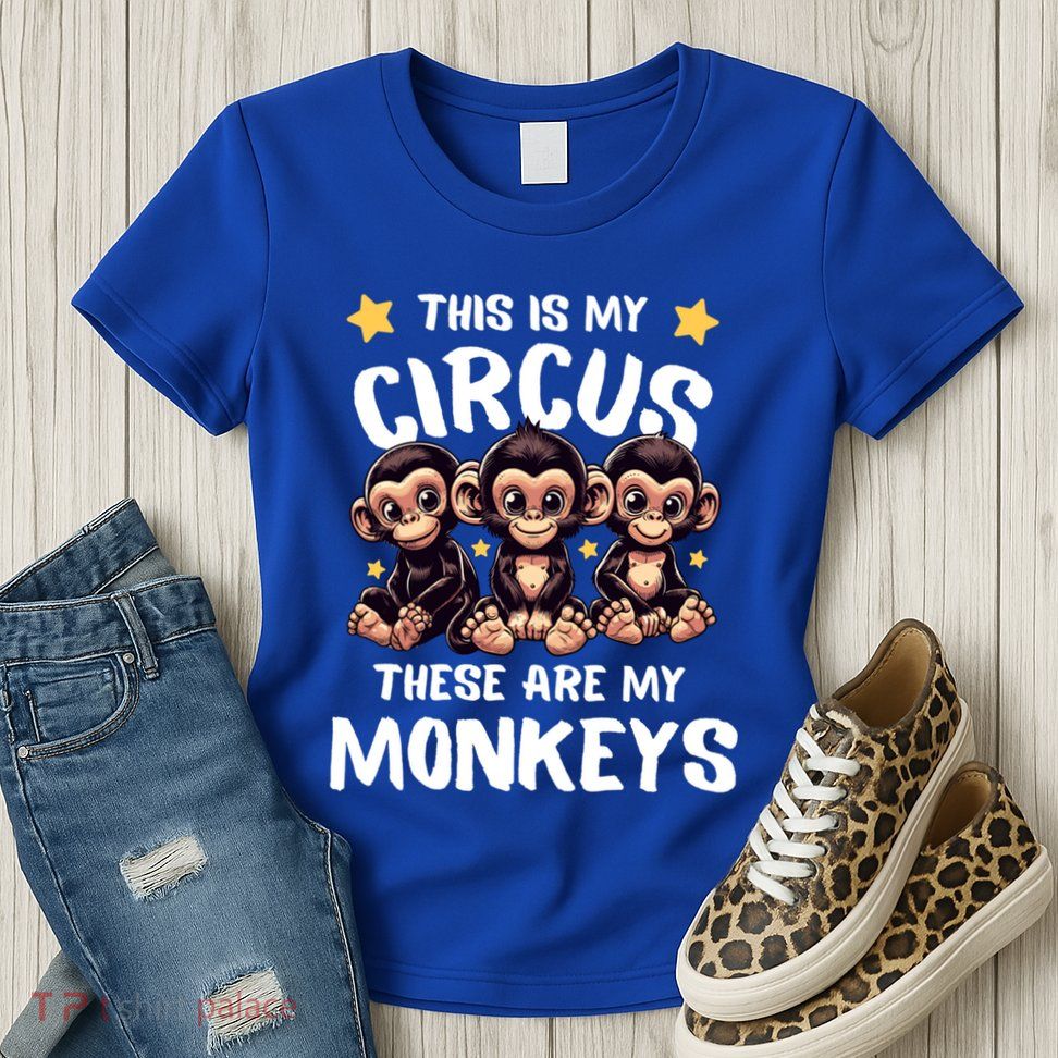 Chimpanzee MotherS Day Mum Monkey Circus Funny Cute Gift Womens T-Shirt