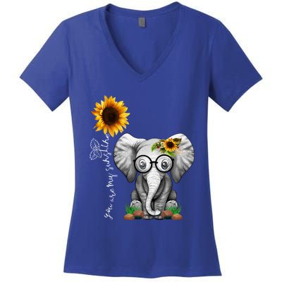 Cute Mama Elephant With Sunflower Gift You Are My Sunshine Gift Women's V-Neck T-Shirt