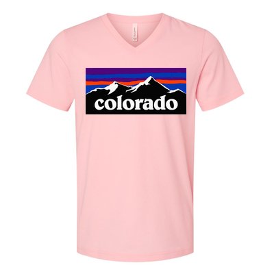 Colorado Mountains Graphic Design V-Neck T-Shirt