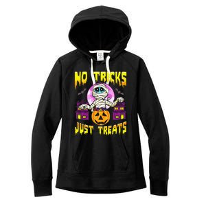 Cute Mummy Halloween No Tricks Just Treats Spooky Costume Women's Fleece Hoodie