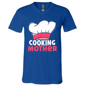 Cooking Mother Lover Hobby Cook Cooks Mom Mommy Mama Cute Gift V-Neck T-Shirt