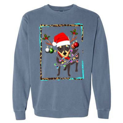 Christmas Miniature Pinscher Reindeer Santa Min Pin Dog Mom Meaningful Gift Garment-Dyed Sweatshirt