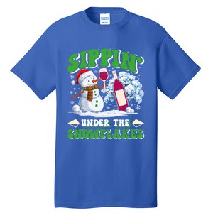 Christmas Market Sippin Under The Snowflakes Mulled Wine Gift Tall T-Shirt