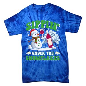 Christmas Market Sippin Under The Snowflakes Mulled Wine Gift Tie-Dye T-Shirt