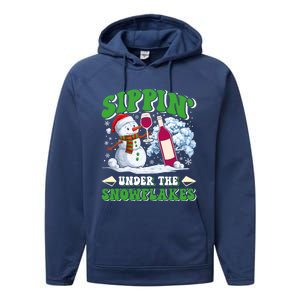 Christmas Market Sippin Under The Snowflakes Mulled Wine Gift Performance Fleece Hoodie