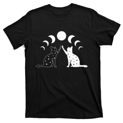 Cat Moon Vintage Witchy Cat Lovers And Celestial Enthusiasts T-Shirt