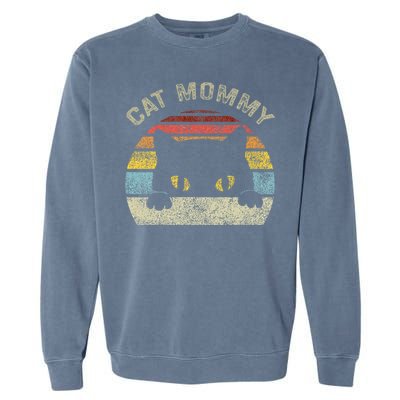 Cat Mommy Women Retro Black Cats Mom Garment-Dyed Sweatshirt