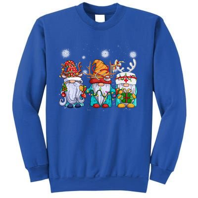 Cute Nurse Christmas Gnomes Cute Nurses Xmas Nursing Gift Sweatshirt