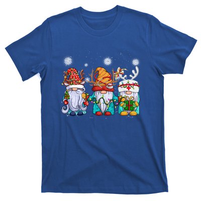 Cute Nurse Christmas Gnomes Cute Nurses Xmas Nursing Gift T-Shirt