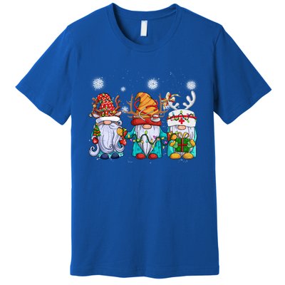 Cute Nurse Christmas Gnomes Cute Nurses Xmas Nursing Gift Premium T-Shirt