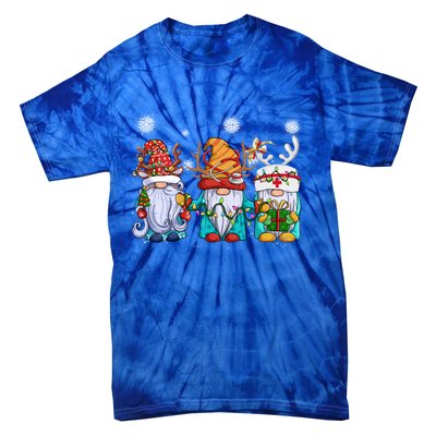 Cute Nurse Christmas Gnomes Cute Nurses Xmas Nursing Gift Tie-Dye T-Shirt