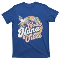 Cool Nana Grandma Retro Groovy And Pretty Gift T-Shirt