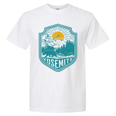 California Nature Hiking Outdoors Gift Yosemite National Park Garment-Dyed Heavyweight T-Shirt