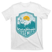 California Nature Hiking Outdoors Gift Yosemite National Park T-Shirt