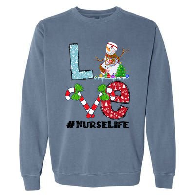 Christmas Nurse Love Nicu Rn Er Santa Snow Nurse Xmas Cool Gift Garment-Dyed Sweatshirt