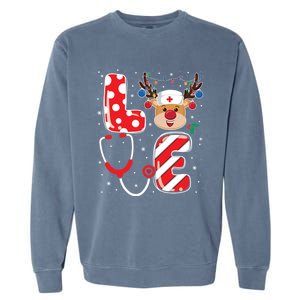 Christmas Nurse Love Nicu Rn Er Santa Reindeer Nurse Xmas Cool Gift Garment-Dyed Sweatshirt