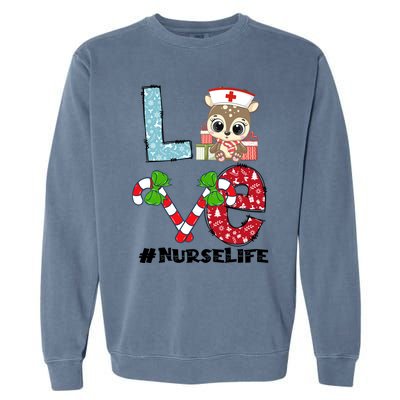 Christmas Nurse Love Nicu Rn Er Santa Reindeer Nurse Xmas Meaningful Gift Garment-Dyed Sweatshirt